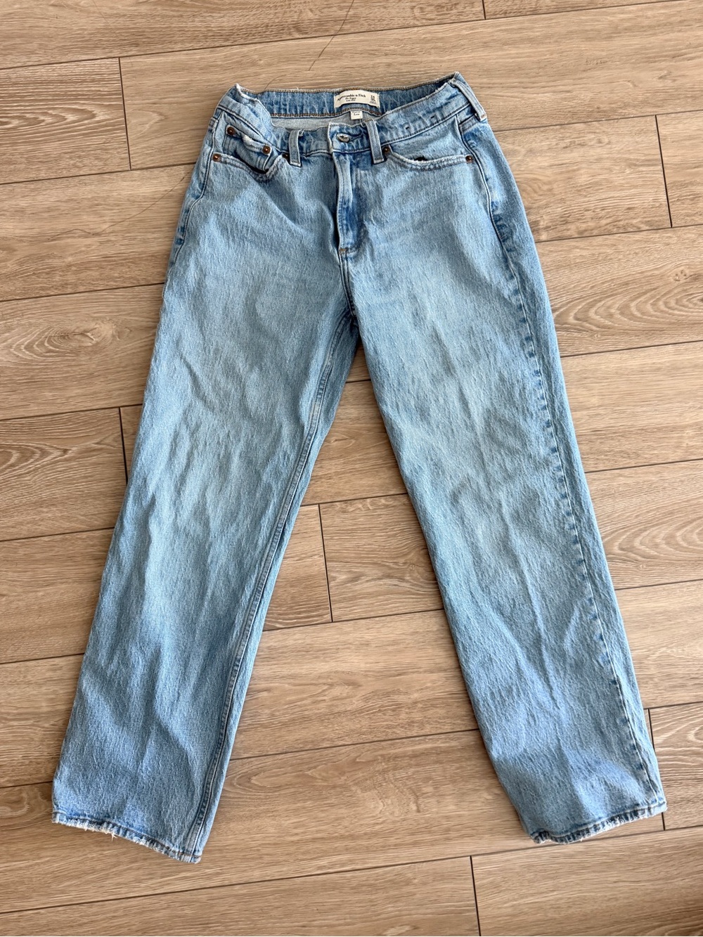 Abercrombie Low Rise Baggy